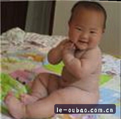 李伟